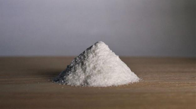 Furandikarboxylsyra, eller FDCA, från sockerarter.