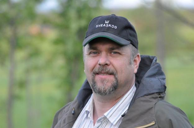 Anders Johansson, jakt- och klövviltsansvarig för södra Norrland på Sveaskog, är initiativtagare till det unika älgmärkningsprojektet.