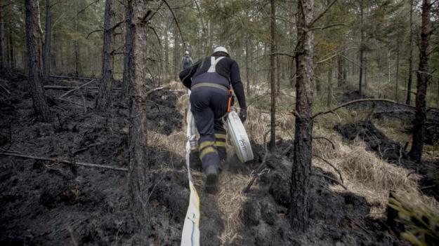 Inför sommarens skogsbränder har MSB förstärkt beredskapen på flera punkter. Bilden är från en skogsbrand i Gnosjö.